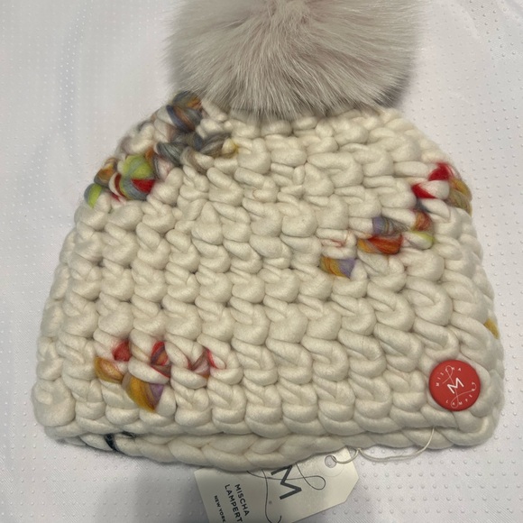 Mischa lampert
beanie - twombly/arctic tan main image 5